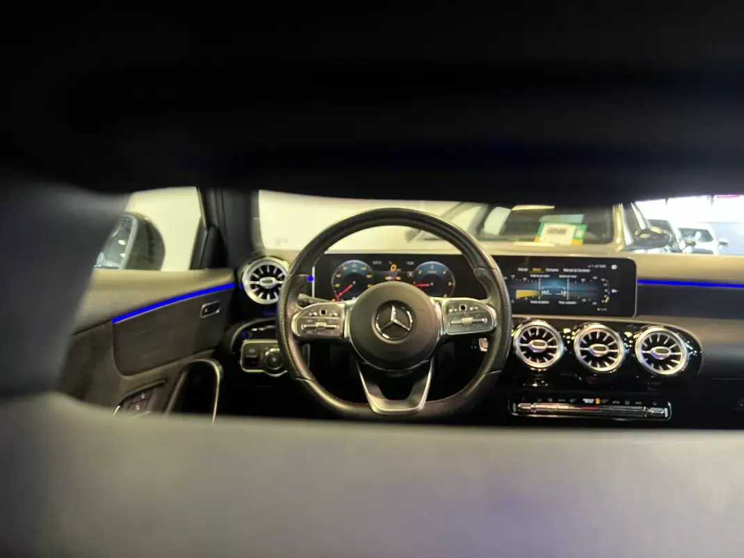 Mercedes-Benz A 180 2019 - 26990 EUR, 125000 km - AUTO.MOTO.pt - 125000km - foto 7 de 44