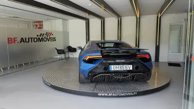 Lamborghini Huracán 2024 - 397500 EUR, 11996 km - AUTO.MOTO.pt - 11996km - foto 15 de 79