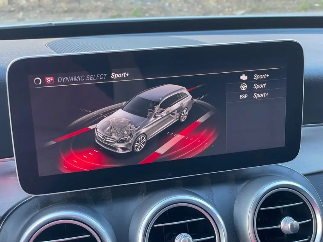 Mercedes-Benz C 220 2018 - 32500 EUR, 120400 km - AUTO.MOTO.pt - 120400km - foto 24 de 40