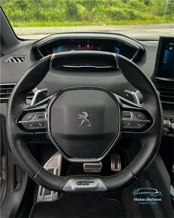 Peugeot 3008 2022 - 26000 EUR, 89000 km - AUTO.MOTO.pt - 89000km - foto 10 de 15