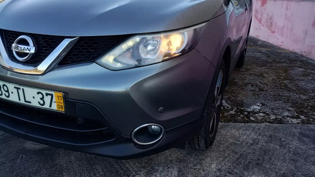 Nissan Qashqai 2017 - 15999 EUR, 139999 km - AUTO.MOTO.pt - 139999km - foto 10 de 34