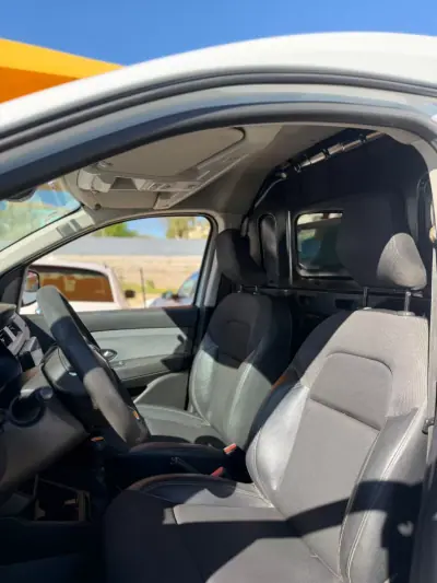 Renault EXPRESS 1.5 DCI BLUE 95 CONFORT 2021 - 14990 EUR, 188496 km - AUTO.MOTO.pt - 188496km - foto 8 de 8