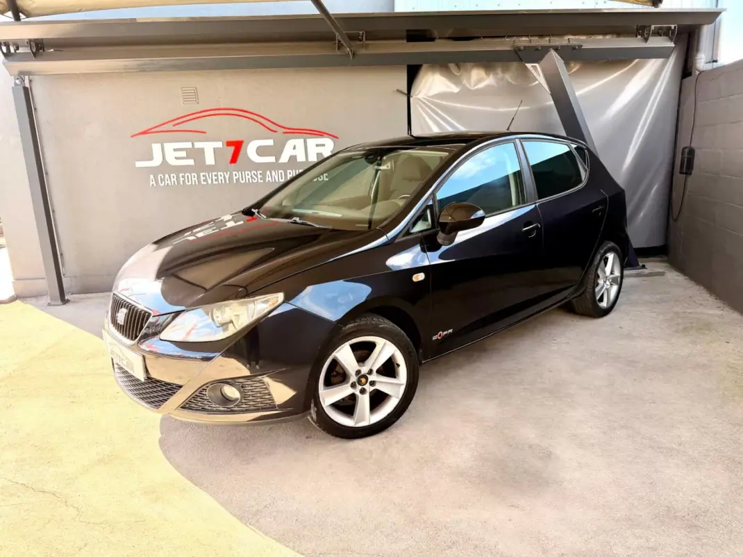 SEAT Ibiza 2011 - 6990 EUR, 243541 km - AUTO.MOTO.pt - 243541km - foto 2 de 15