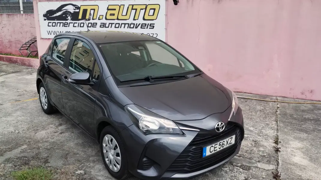 Toyota Yaris 2018 - 12500 EUR, 68000 km - AUTO.MOTO.pt - 68000km - foto 2 de 24