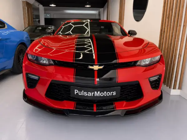 Chevrolet Camaro 2017 - 49900 EUR, 50000 km - AUTO.MOTO.pt - 50000km - foto 7 de 17