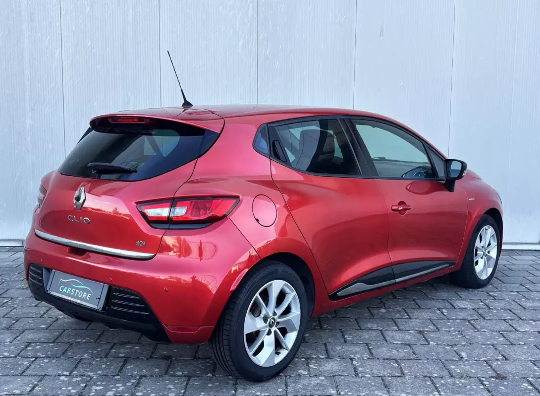 Renault Clio 2017 - 10500 EUR, 129000 km - 129000km - foto 6 de 39