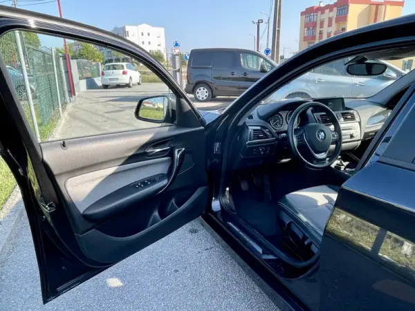 BMW 116 2015 - 14500 EUR, 157861 km - AUTO.MOTO.pt - 157861km - foto 7 de 29