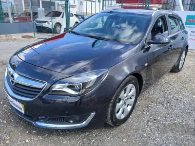 Opel Insignia Sports Tourer 2015 — foto 3 de 26