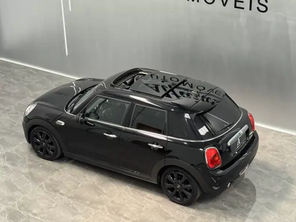 MINI 5 Portas 2016 - 15890 EUR, 167000 km - AUTO.MOTO.pt - 167000km - foto 10 de 34