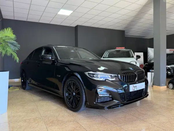 BMW 320 2022 — foto 3 de 27
