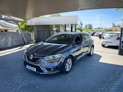 Renault Mégane 2019 - 12590 EUR, 170000 km - AUTO.MOTO.pt - 170000km - foto 11 de 12