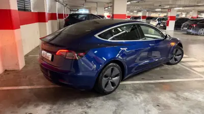 Tesla Model 3 2019 - 21900 EUR, 144900 km - AUTO.MOTO.pt - 144900km - foto 21 de 27
