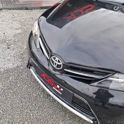 Toyota Auris Touring Sports 2015 - 11650 EUR, 173000 km - AUTO.MOTO.pt - 173000km - foto 3 de 15
