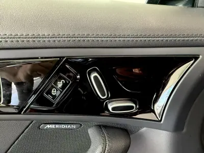 Jaguar F-Type 2018 - 46000 EUR, 64300 km - AUTO.MOTO.pt - 64300km - foto 95 de 135