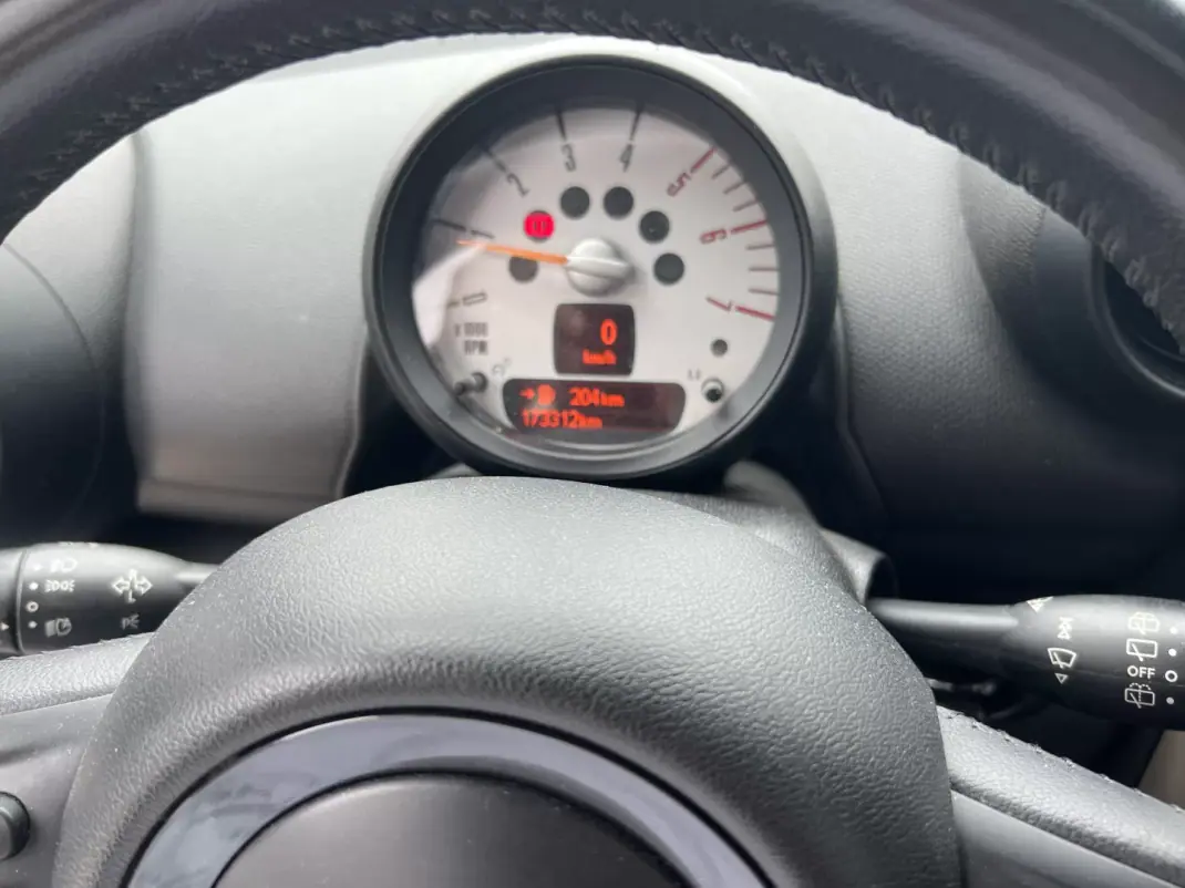 MINI Countryman 2014 - 11900 EUR, 174000 km - 174000km - foto 8 de 18