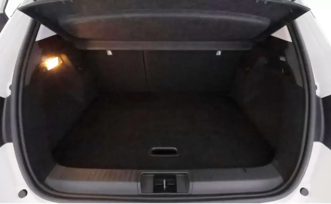Renault Captur 2020 - 22900 EUR, 34900 km - AUTO.MOTO.pt - 34900km - foto 17 de 20