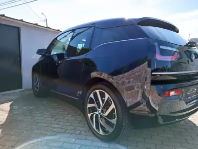 BMW i3 2019 - 24500 EUR, 75900 km - AUTO.MOTO.pt - 75900km - foto 4 de 16
