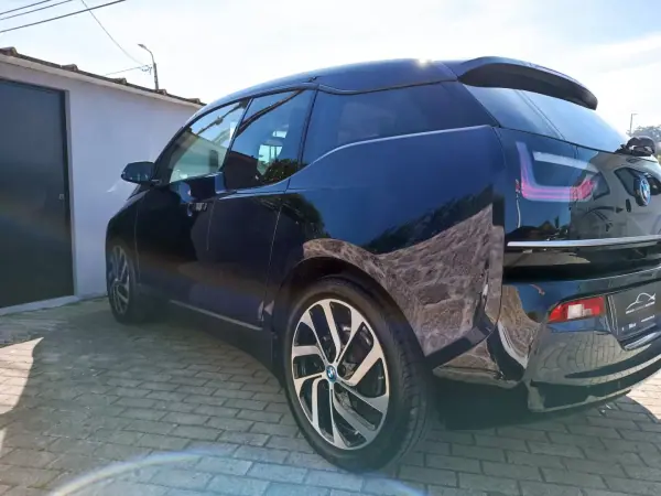 BMW i3 2019 - 24500 EUR, 75900 km - AUTO.MOTO.pt - 75900km - foto 4 de 16