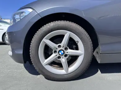 BMW 116 2017 - 14900 EUR, 240000 km - AUTO.MOTO.pt - 240000km - foto 9 de 39