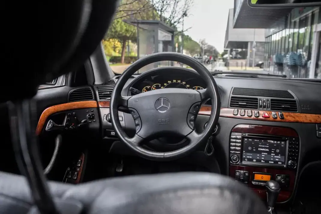 Mercedes-Benz S 320 2000 - 7450 EUR, 314321 km - AUTO.MOTO.pt - 314321km - foto 34 de 42