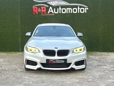 BMW M235i 2016 - 34500 EUR, 130000 km - AUTO.MOTO.pt - 130000km - foto 4 de 24