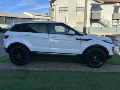 Land Rover Range Rover Evoque 2016 - 19900 EUR, 189000 km - AUTO.MOTO.pt - 189000km - foto 16 de 62