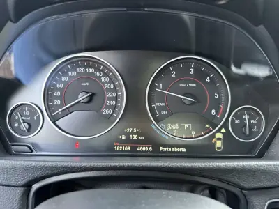 BMW 420 Gran Coupé 2019 - 23900 EUR, 180000 km - AUTO.MOTO.pt - 180000km - foto 48 de 61