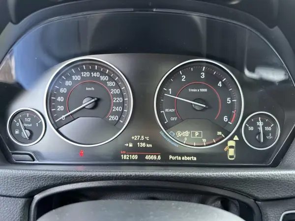 BMW 420 Gran Coupé 2019 - 23900 EUR, 180000 km - AUTO.MOTO.pt - 180000km - foto 48 de 61