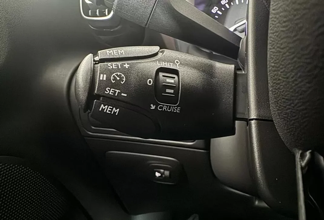 Citroën C3 Aircross 2022 - 17250 EUR, 12328 km - AUTO.MOTO.pt - 12328km - foto 15 de 19