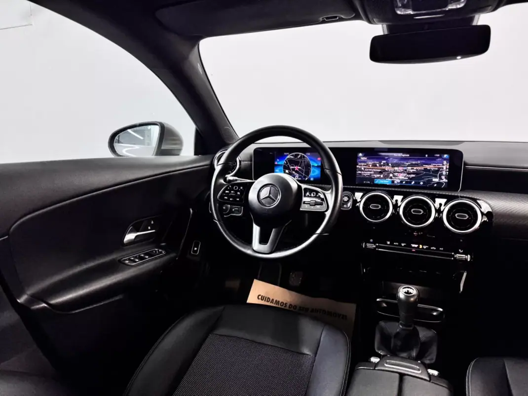 Mercedes-Benz CLA 180 2020 - 19950 EUR, 124000 km - AUTO.MOTO.pt - 124000km - foto 26 de 54