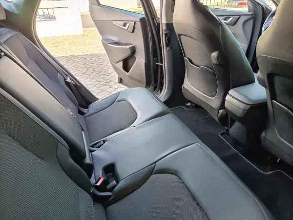 Kia EV6 2022 - 28990 EUR, 71500 km - AUTO.MOTO.pt - 71500km - foto 16 de 20