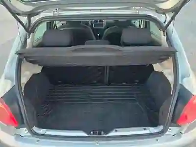 Peugeot 206 2005 - 3500 EUR, 232000 km - AUTO.MOTO.pt - 232000km - foto 14 de 20