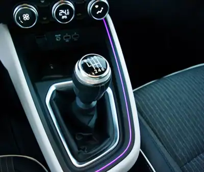 Renault Clio 2023 - 18900 EUR, 26048 km - AUTO.MOTO.pt - 26048km - foto 39 de 40