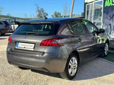 Peugeot 308 2019 - 8450 EUR, 200815 km - AUTO.MOTO.pt - 200815km - foto 8 de 17