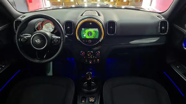MINI Countryman 2019 - 18990 EUR, 154427 km - AUTO.MOTO.pt - 154427km - foto 18 de 68