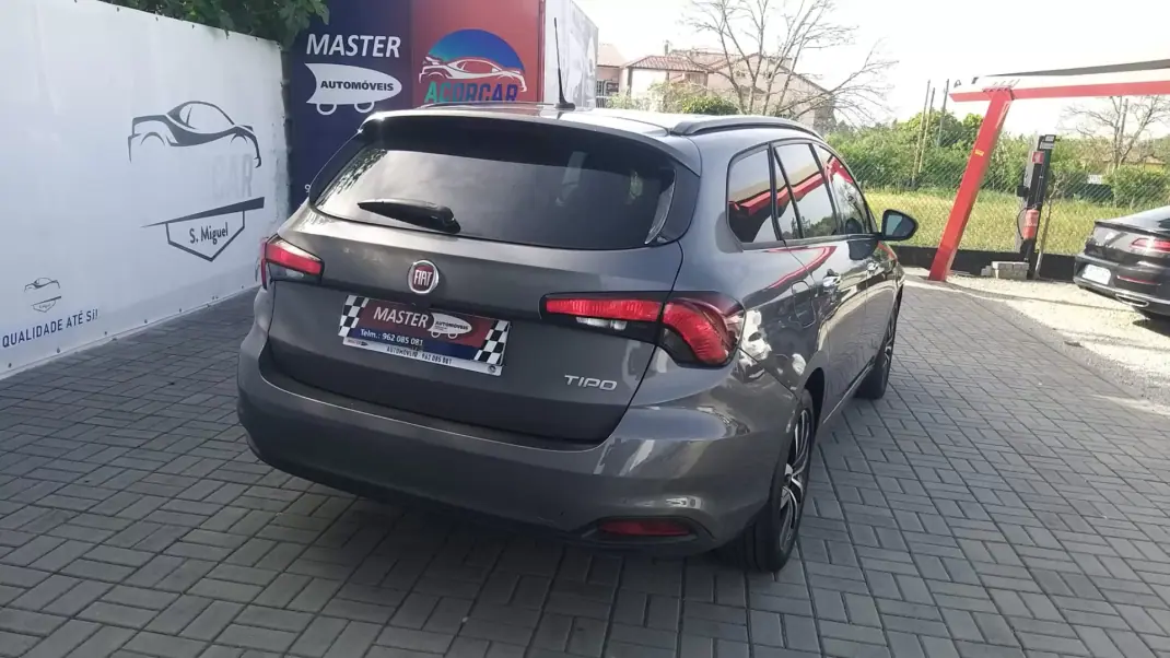 Fiat Tipo Station Wagon 2020 - 14350 EUR, 60939 km - AUTO.MOTO.pt - 60939km - foto 6 de 34