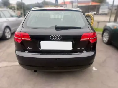 Audi A3 Sportback 2010 - 12250 EUR, 199472 km - AUTO.MOTO.pt - 199472km - foto 4 de 15
