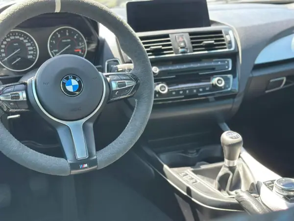 BMW 120 2015 - 20990 EUR, 162239 km - AUTO.MOTO.pt - 162239km - foto 17 de 20