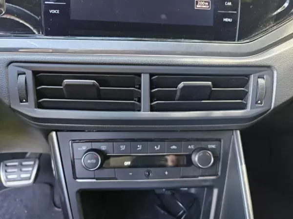 Volkswagen Polo 2018 - 23990 EUR, 59000 km - AUTO.MOTO.pt - 59000km - foto 43 de 50