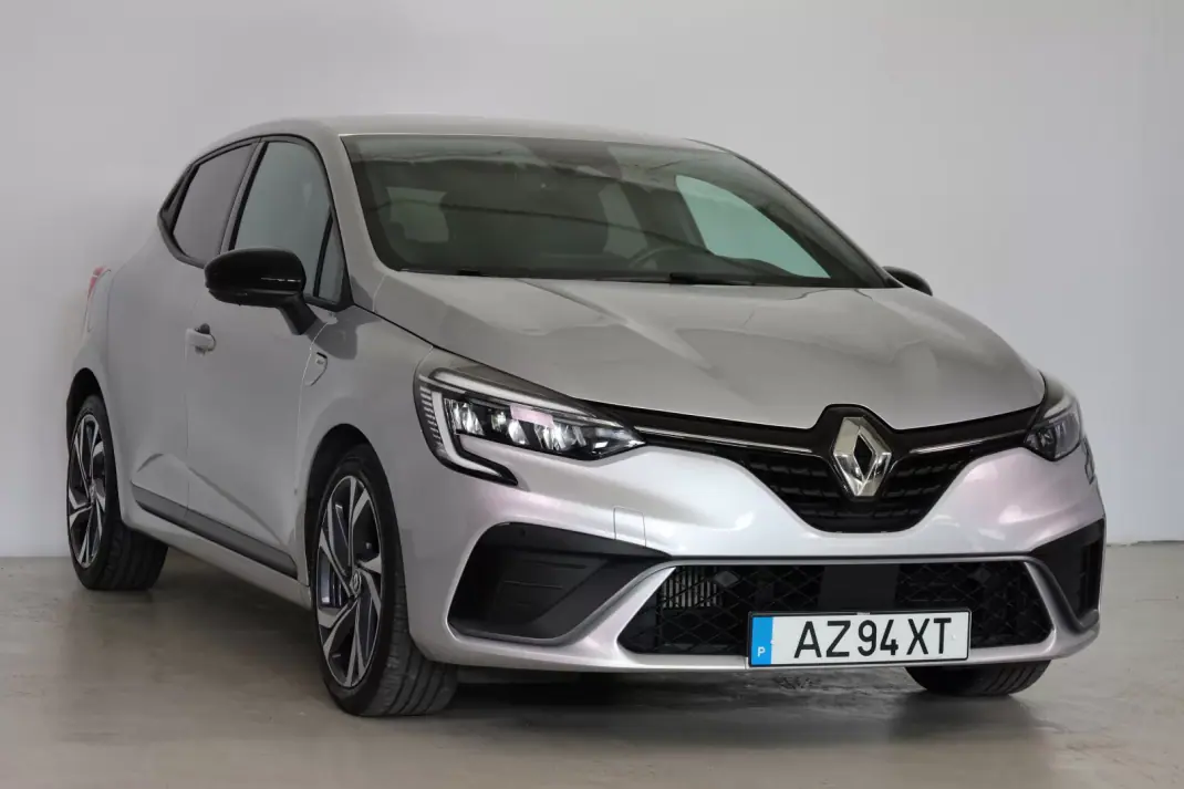 Renault Clio 2023 - 15950 EUR, 52147 km - AUTO.MOTO.pt - 52147km - foto 1 de 45