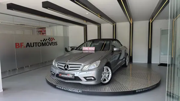 Mercedes-Benz E 250 2012 - 18900 EUR, 138289 km - 138289km - foto 13 de 61
