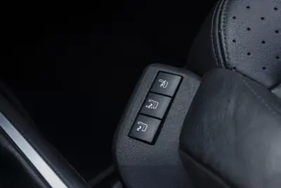 Citroën C4 Picasso 2018 - 13900 EUR, 145077 km - AUTO.MOTO.pt - 145077km - foto 21 de 36