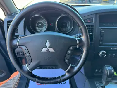Mitsubishi Pajero 2007 — foto 4 de 30