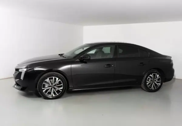 Peugeot 508 2024 - 29750 EUR, 29995 km - AUTO.MOTO.pt - 29995km - foto 5 de 16