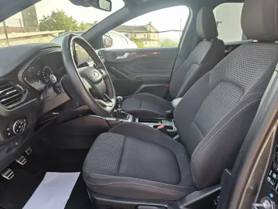 Ford Focus SW 2019 - 13800 EUR, 115000 km - AUTO.MOTO.pt - 115000km - foto 9 de 54