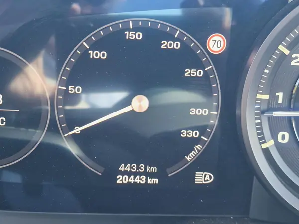 Porsche 992 2021 - 159000 EUR, 20443 km - AUTO.MOTO.pt - 20443km - foto 5 de 19