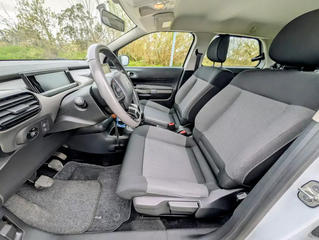 Citroën C4 Cactus 2015 - 8900 EUR, 186378 km - AUTO.MOTO.pt - 186378km - foto 15 de 24