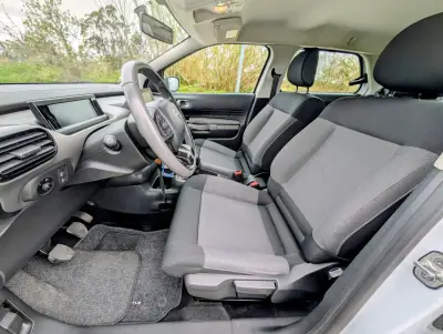 Citroën C4 Cactus 2015 - 8900 EUR, 186378 km - AUTO.MOTO.pt - 186378km - foto 15 de 24