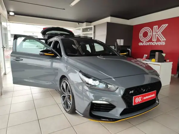 Hyundai i30 2018 - 27500 EUR, 119000 km - AUTO.MOTO.pt - 119000km - foto 19 de 34