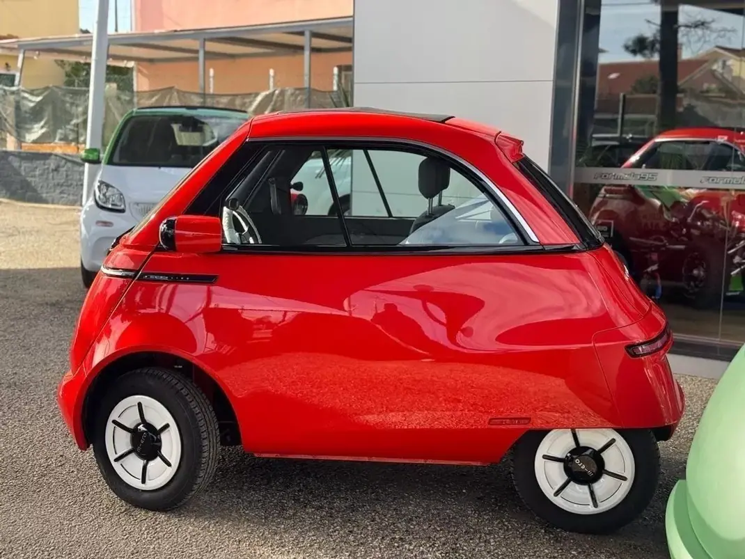 2025 - 13800 EUR, 20 km - AUTO.MOTO.pt - 20km - foto 9 de 23